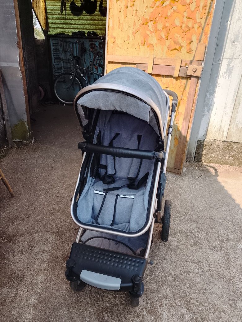 Carrinho de bebê