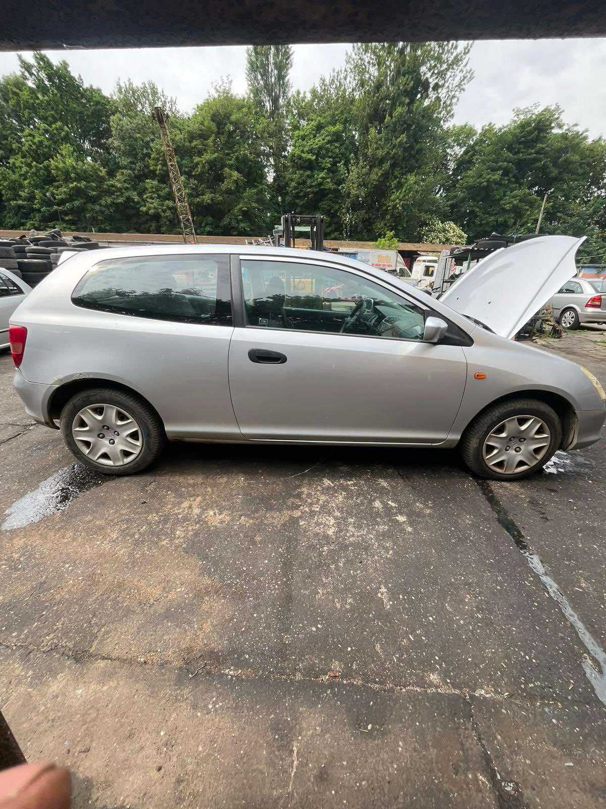 HONDA CICVIC na części 2001r. Adax Opolski Auto Złom Koźle