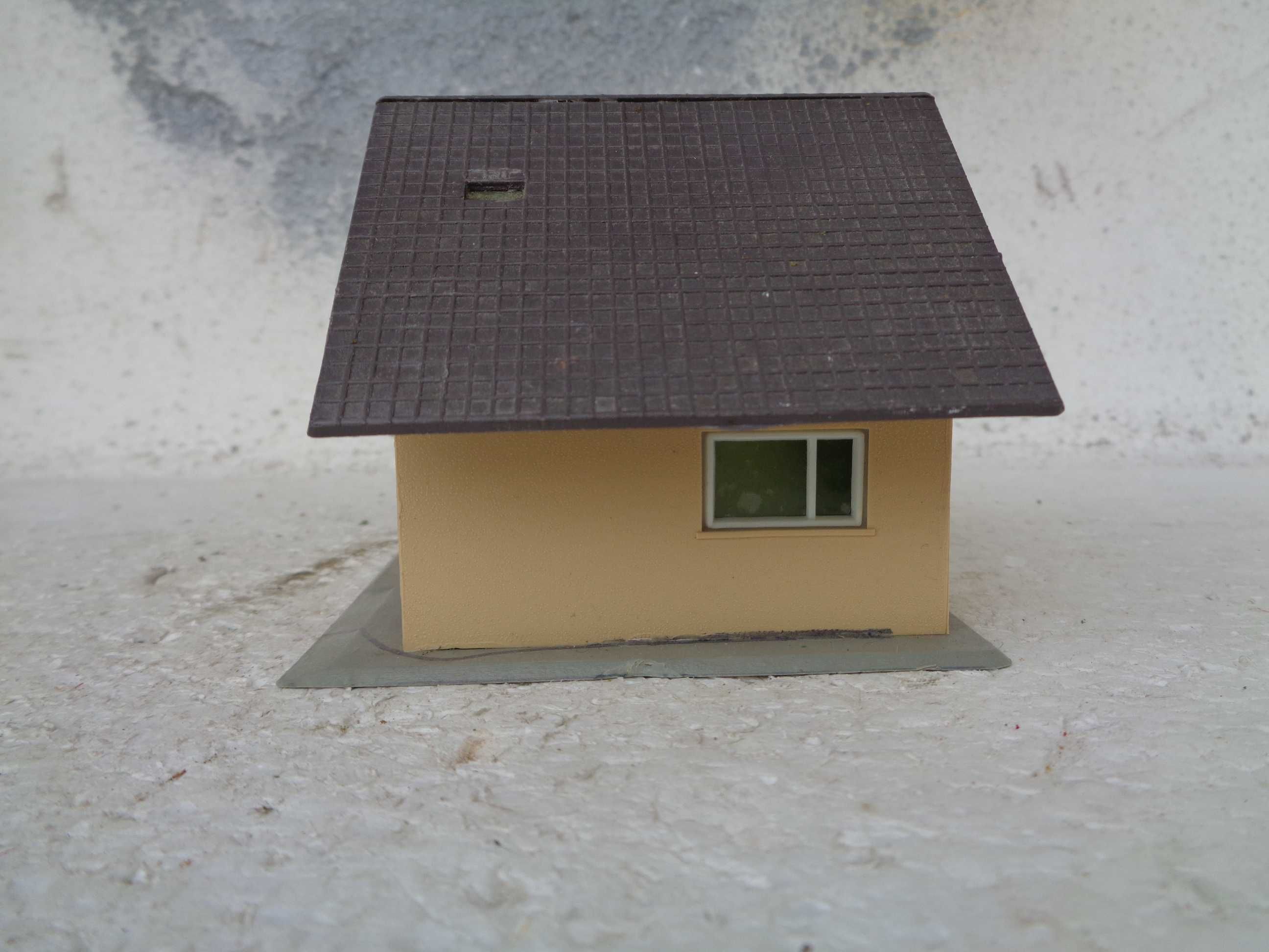 1:87 Faller Casa moradia para pista comboio