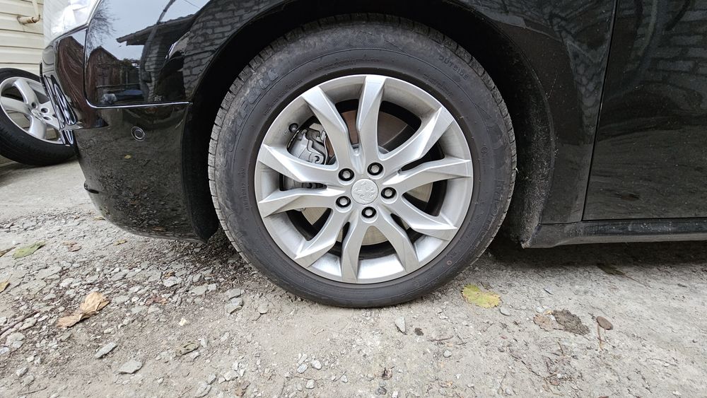 Диски r17 ЕТ46 7,5" r17 гума 216 60 r17