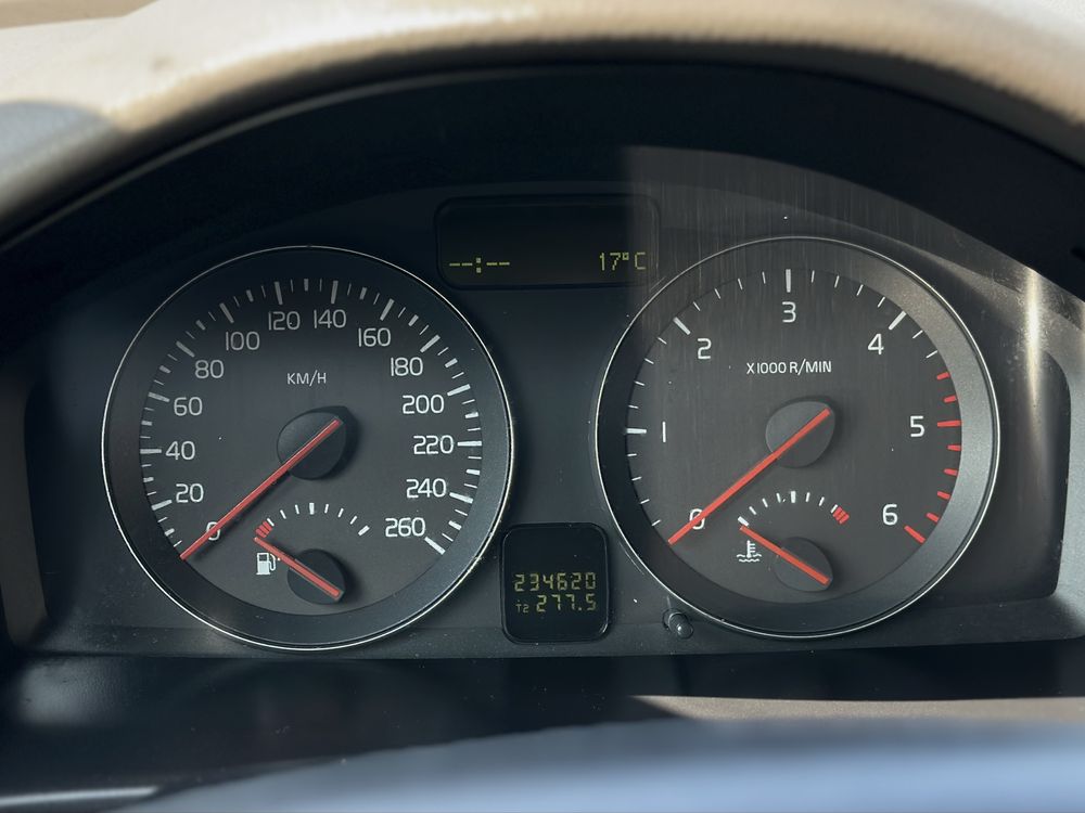 VOLVO V50 2007 року, 2.0 дизель, механіка, передній привід.