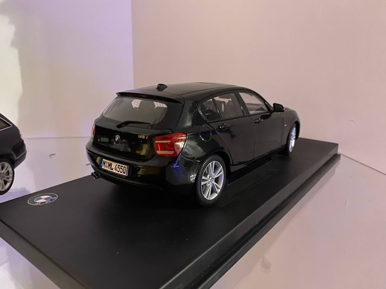 Машинка, модель,  BMW 1, 1er series, Paragon, 1/18,1:18