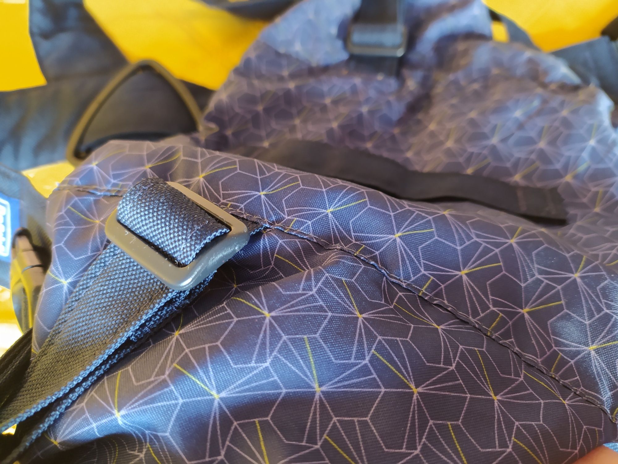 CHICCO Easy Fit Nosidełko dla dzieci OXFORD
