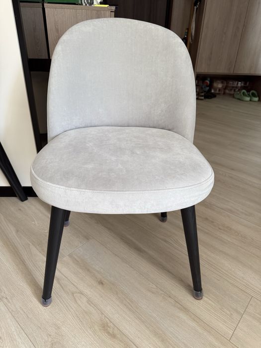 Стільці, крісла для кухні