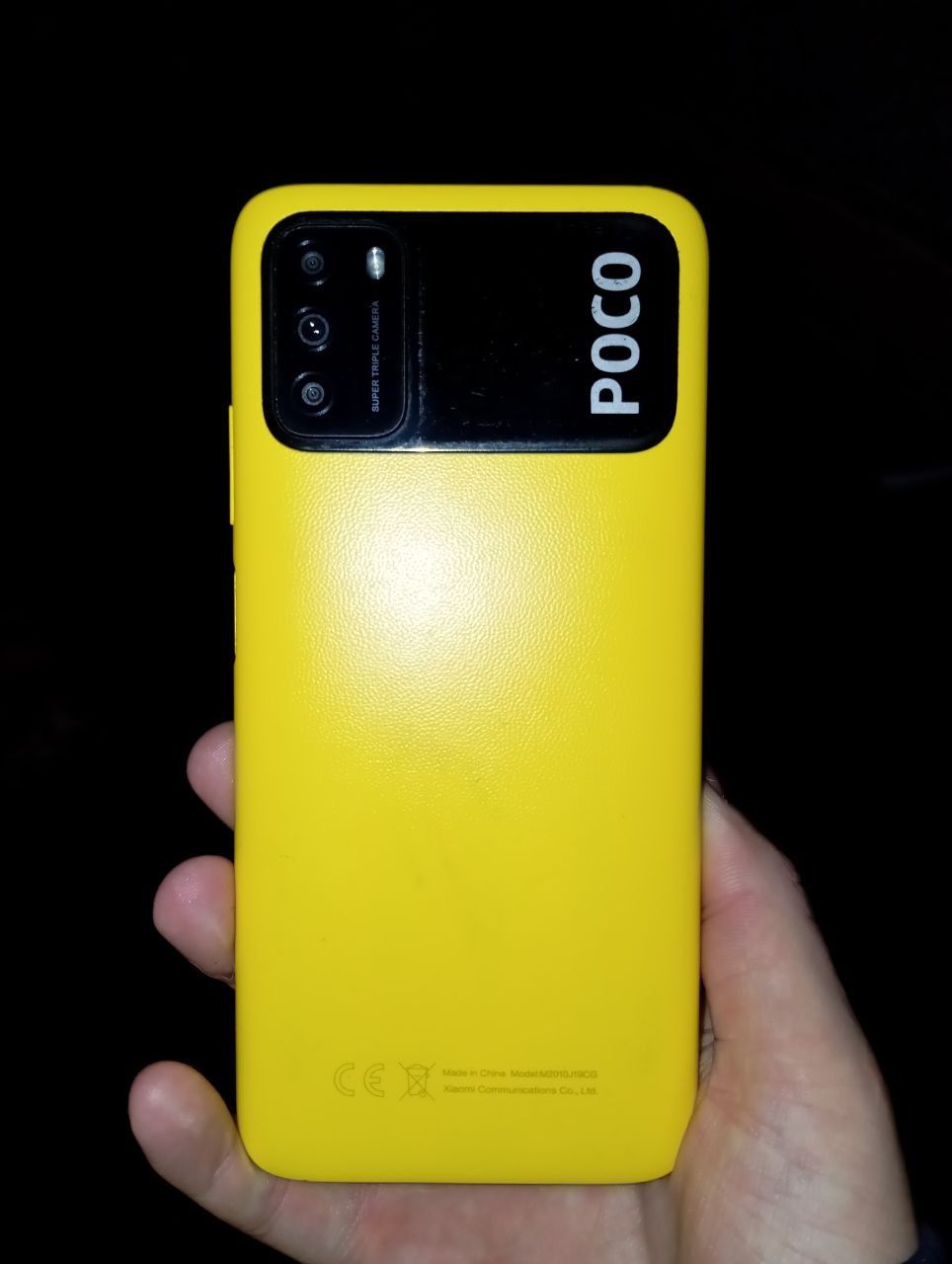 Poco M3 продам в хорошом состояние стоит плёнка работает без лагов