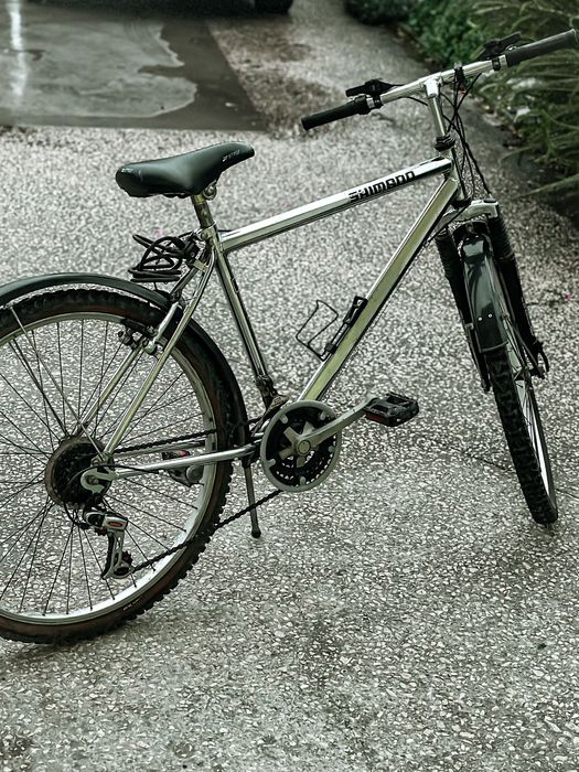 Bicicleta Shimano alumínio com amortecedor e guarda-lamas