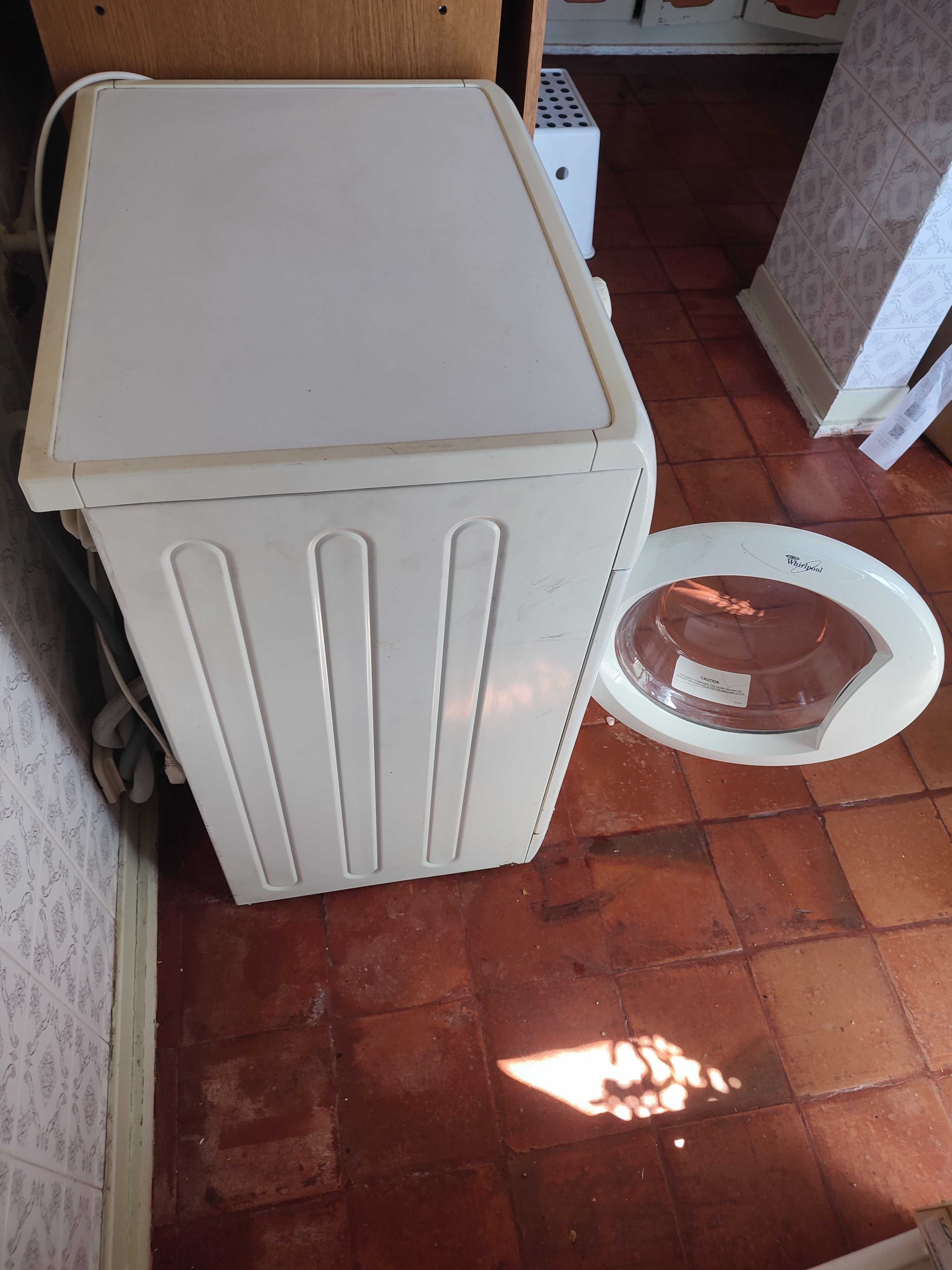 Máquina de lavar roupa Whirpool