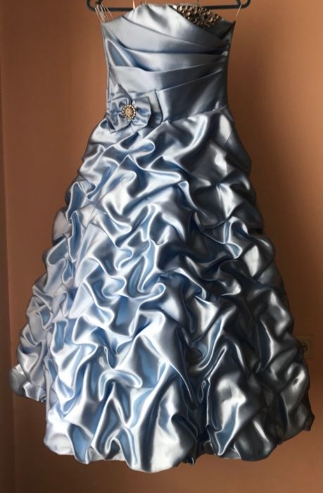 Выпускное (вечернее) эксклюзивное платье со стразами + подъюпник