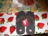 Chinelos Quiksilver original tamanho 41 novas