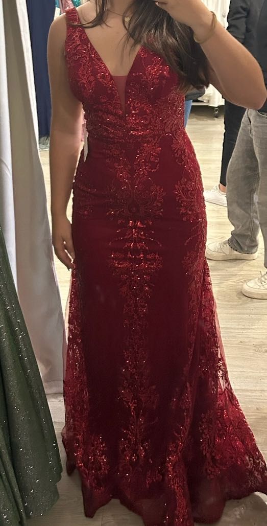 Vestido vermelho brilhante