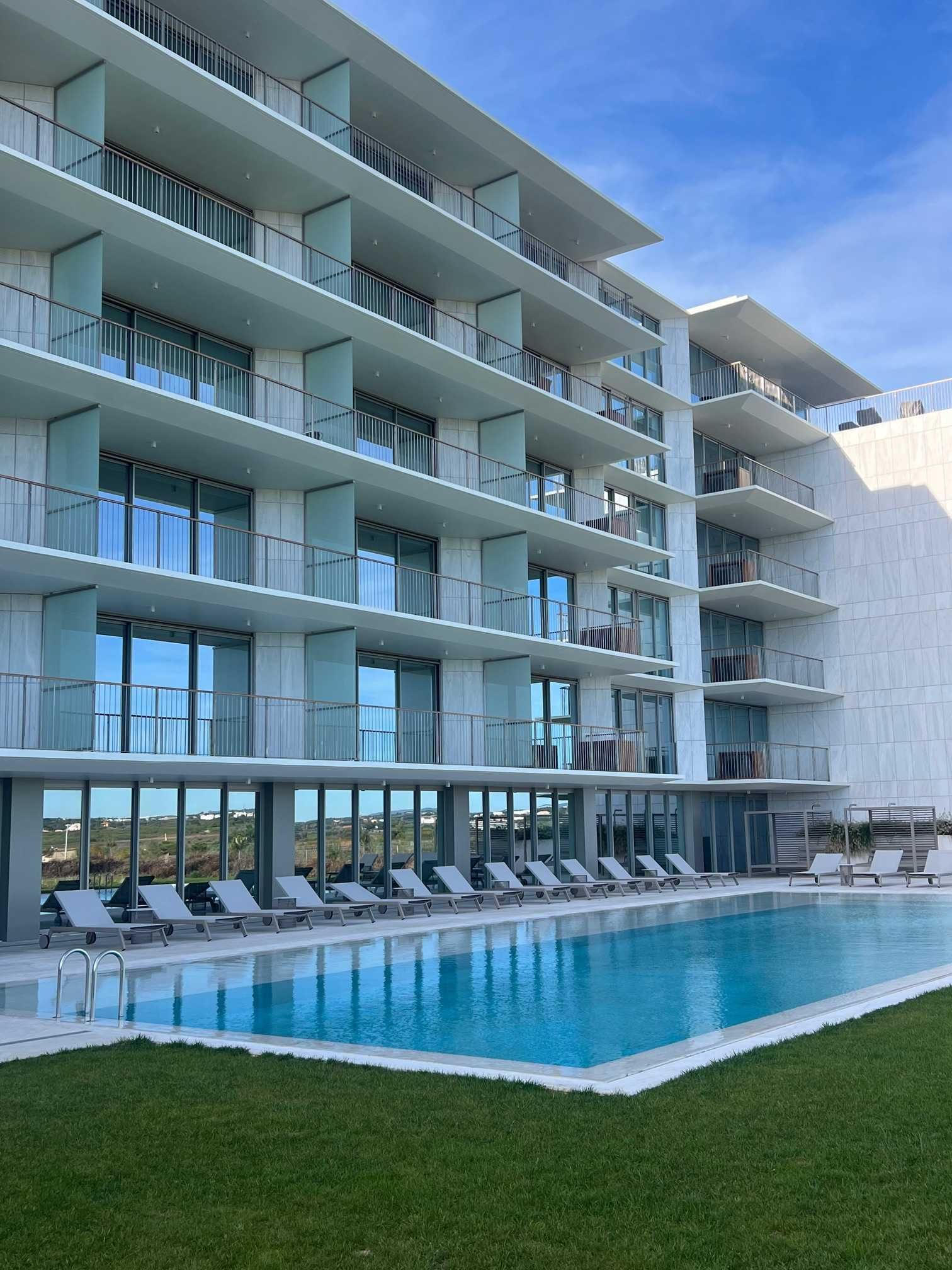 ALUGO APARTAMENTO LUXO VISTA  MAR