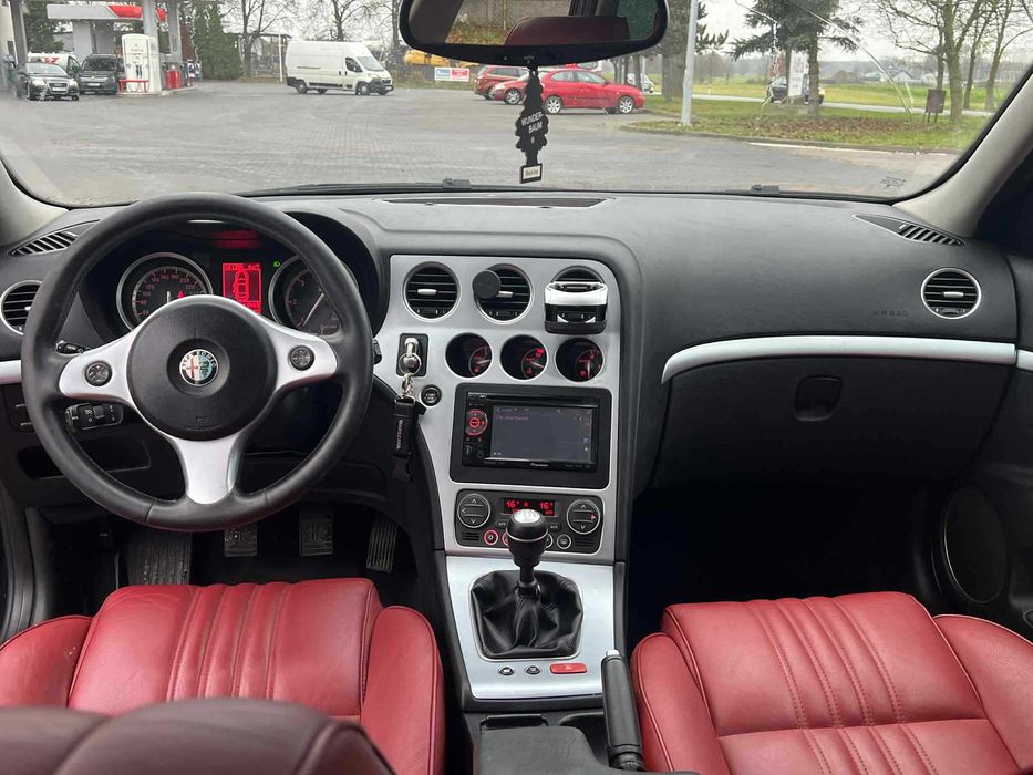 Alfa Romeo 2.4 JTDm/200km/BOSE/