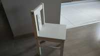 Białe krzesełko z ikei dla dzieci