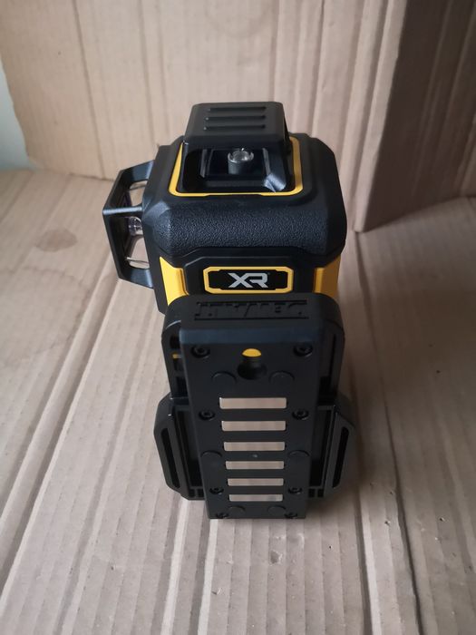 Dewalt DCLE34031 niwelator laserowy laser poziomica 360 zielona wiązka
