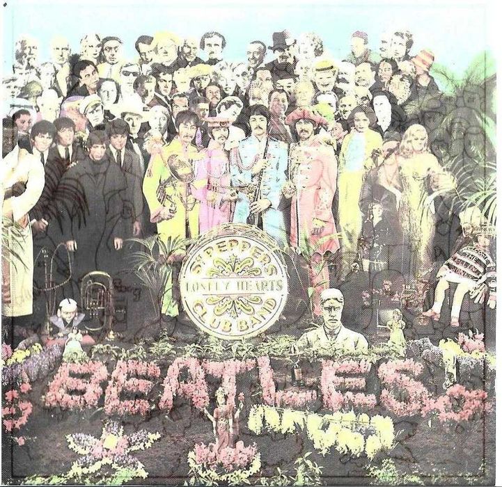 Beatles - - - - - Sgt. Peppers Lonely Hearts Club Band - - - - - CD