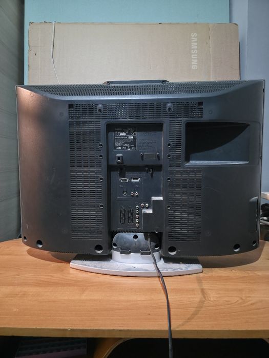 Sony Bravia KDL-32U2000 32"