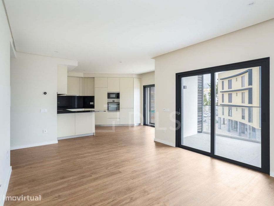 Apartamento T2, novo, em Almancil, Algarve