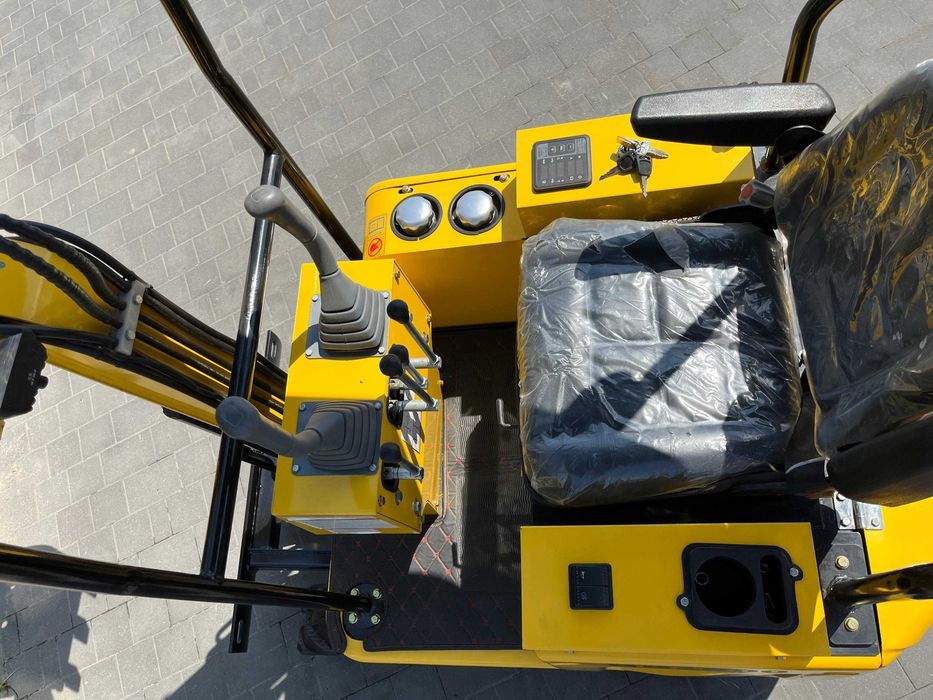 Nowa Minikoparka silnik Kubota  GG1000, Gunter GG1000, Minikoparka