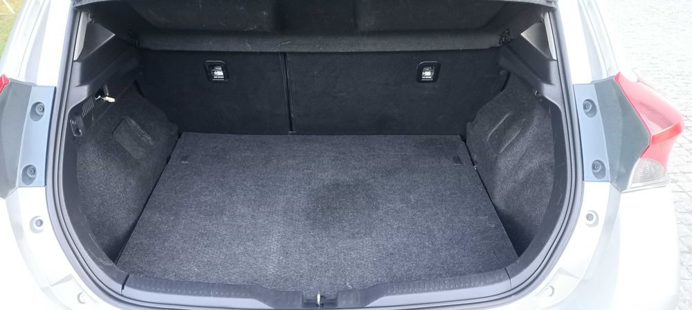 Toyota Auris 1 dono só 136000klm sport