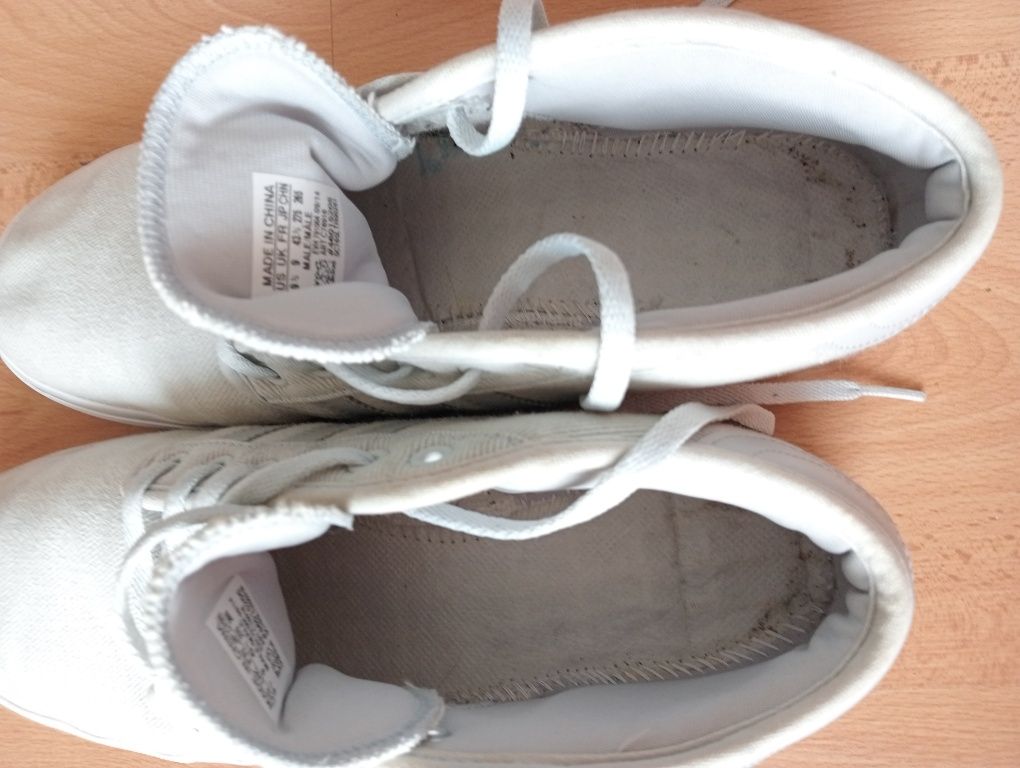 Sneakersy Adidas, r. 43 1/3, trampki