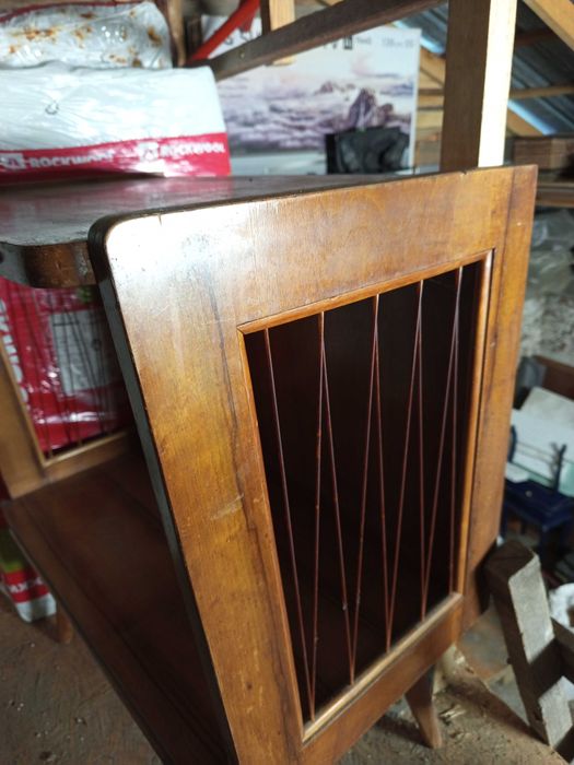 Sprzedam szafkę TV z PRL