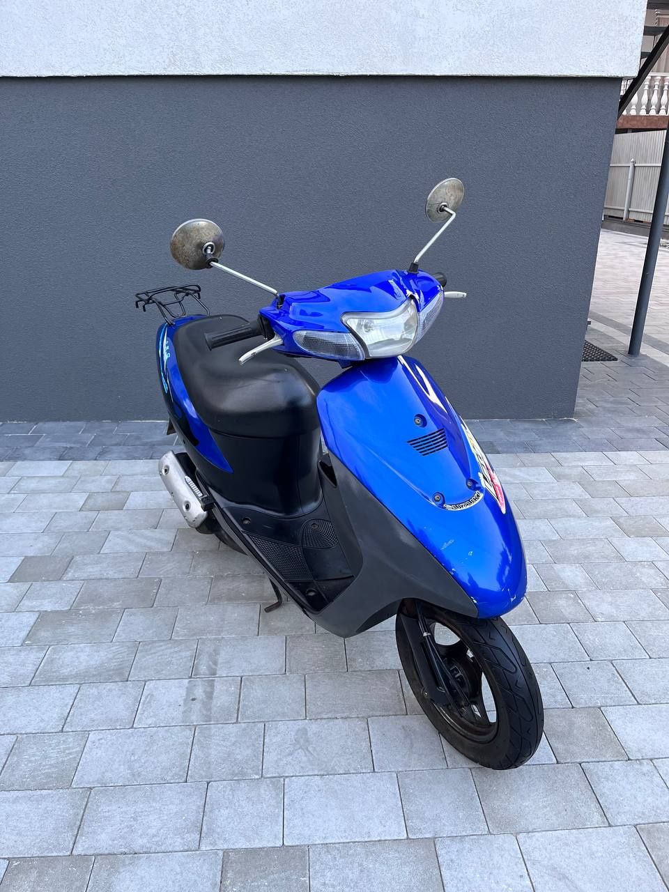 Скутер Suzuki lets 2 new