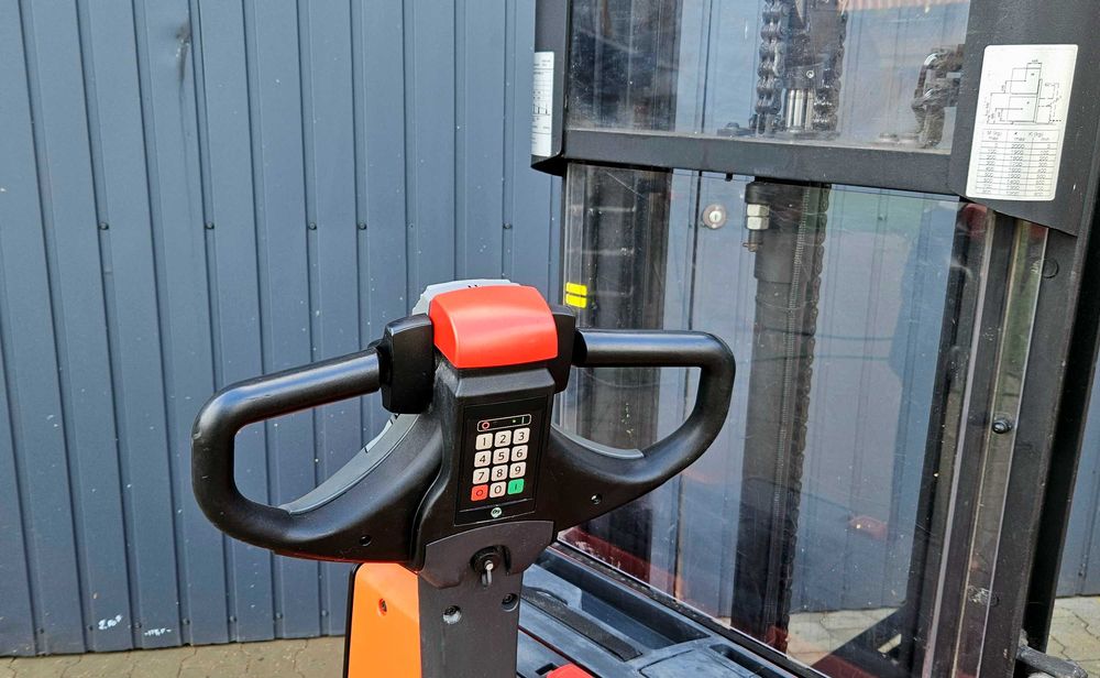 10szt Toyota SWE 200D 2018r wózek widłowy paleciak elektryczny niski