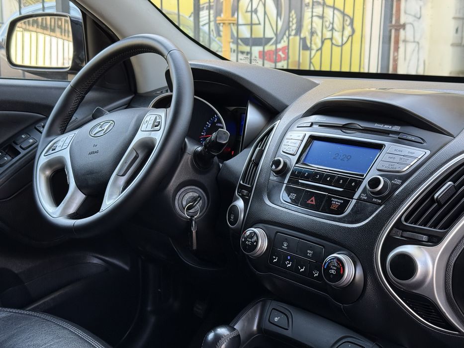 Hyundai Tucson 2013, 2.4 газ/бенз, автомат