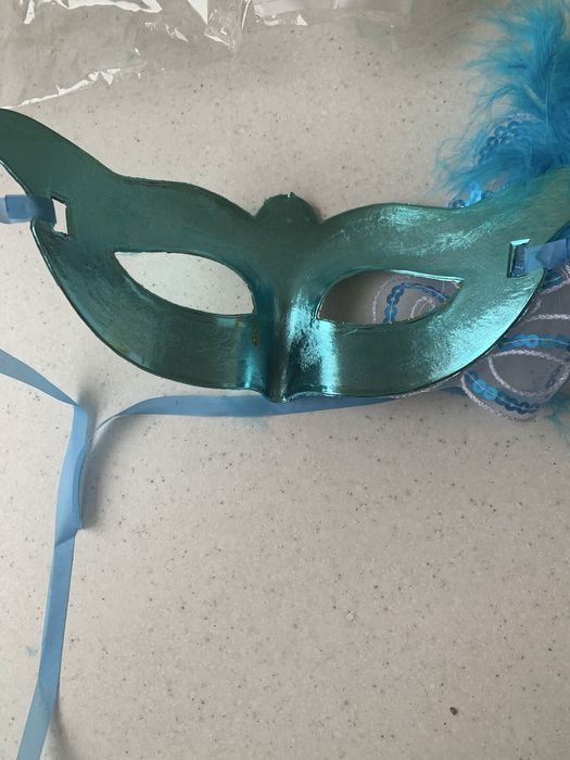 Карнавальні венеціанські маски