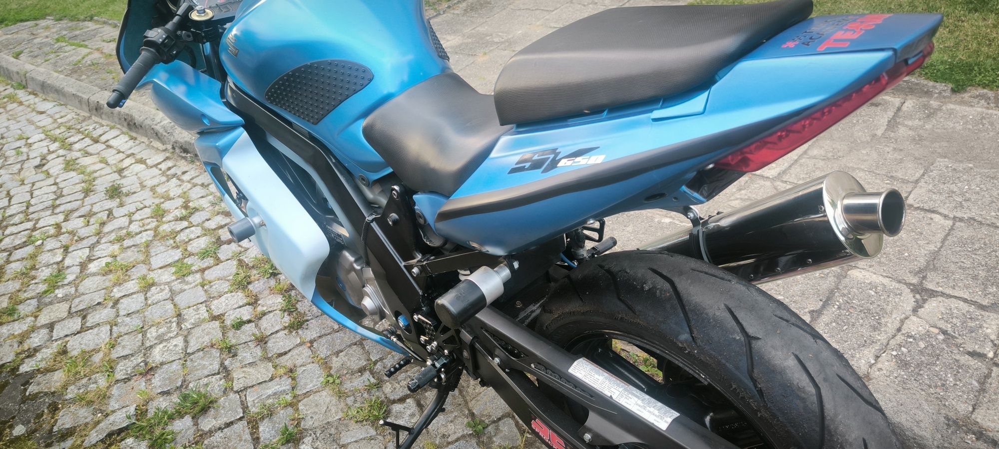 Suzuki SV 650 tor+droga