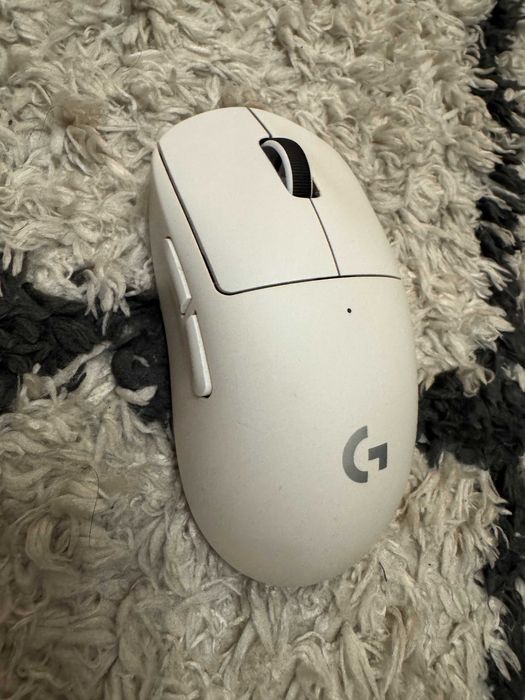 Logitech G Pro X Superlight 2 biała – lekko uszkodzona