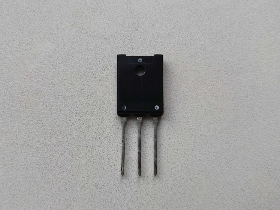 Транзистор IGBT Toshiba GT30J322 NPN 600В 30А Оригинал