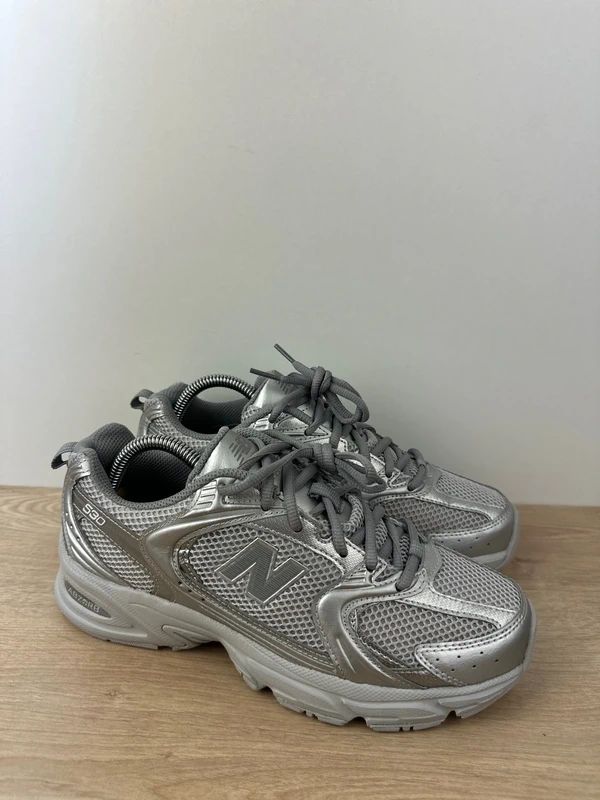 ORYGINALNE BUTY Sneakersy New Balance 530 srebrne rozmiar 39.5
