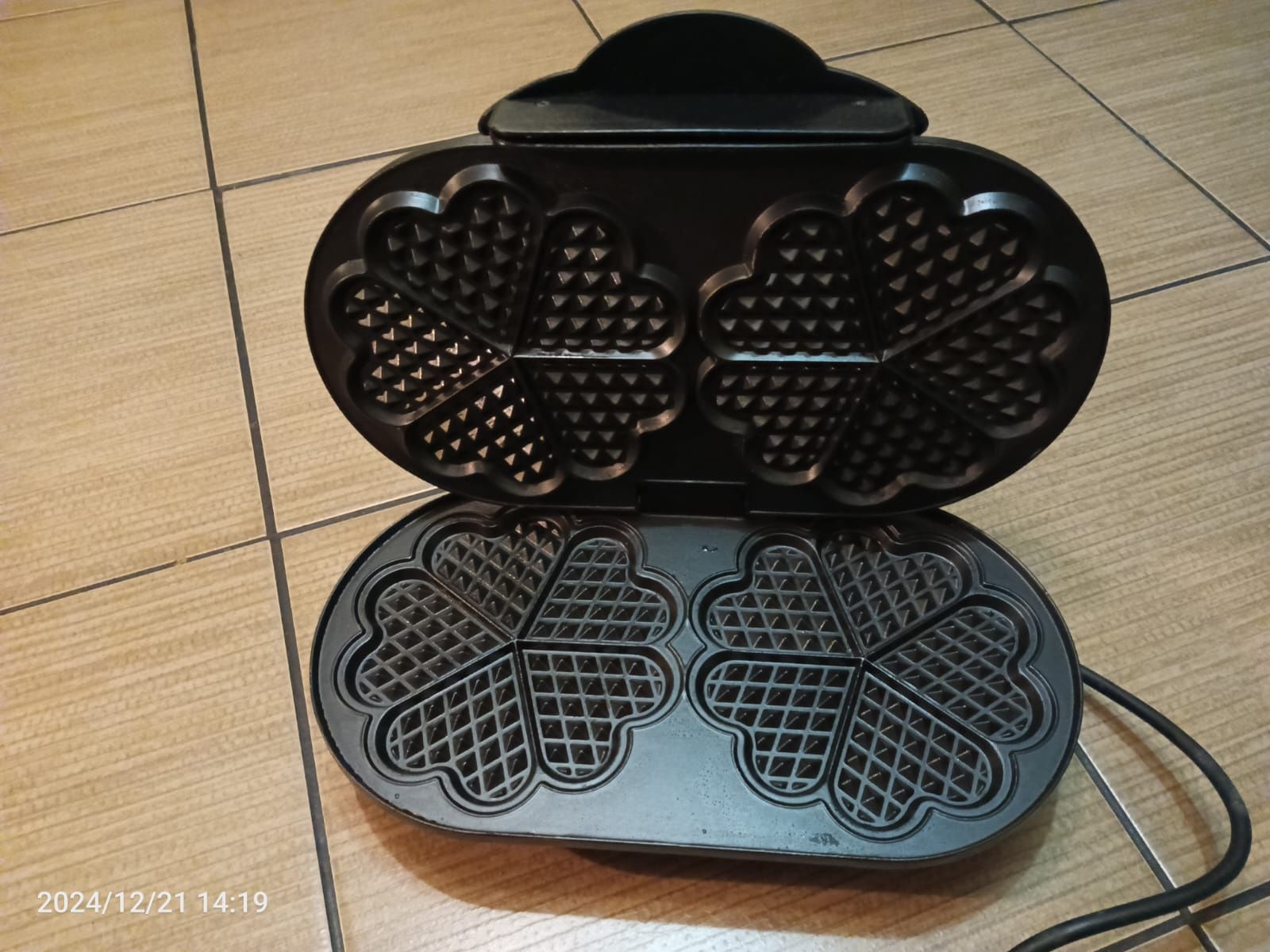 Gofrownica Ciatronic 1400 W, model WA3169