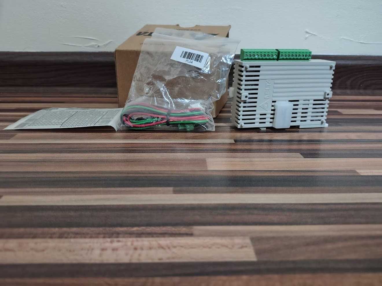 Moduł do regulacji temperatury Delta Electronics DVP04TC-S