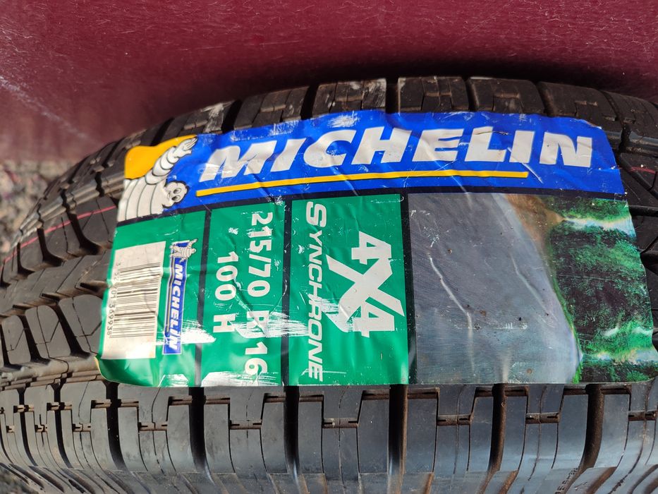 Продам шины колеса резину 215 70 16 100H