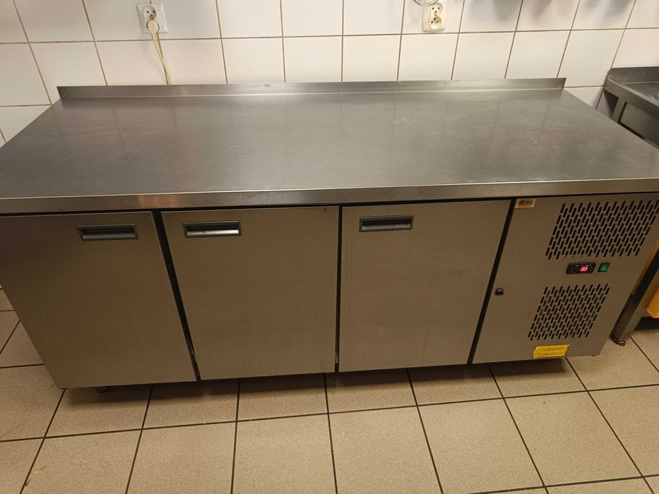 Urządzenia gastronomiczne chłodnia lodówka