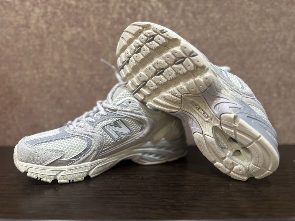 Продам кросівки New balance 530