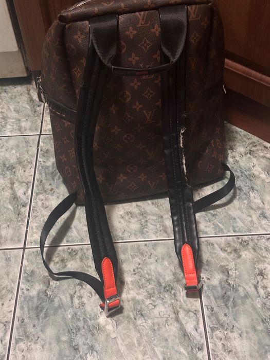 Louis Vuitton Рюкзак мужскойй Кожаный