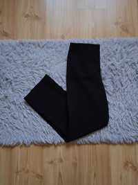 Czarne spodnie z szerszą nogawką Vero Moda