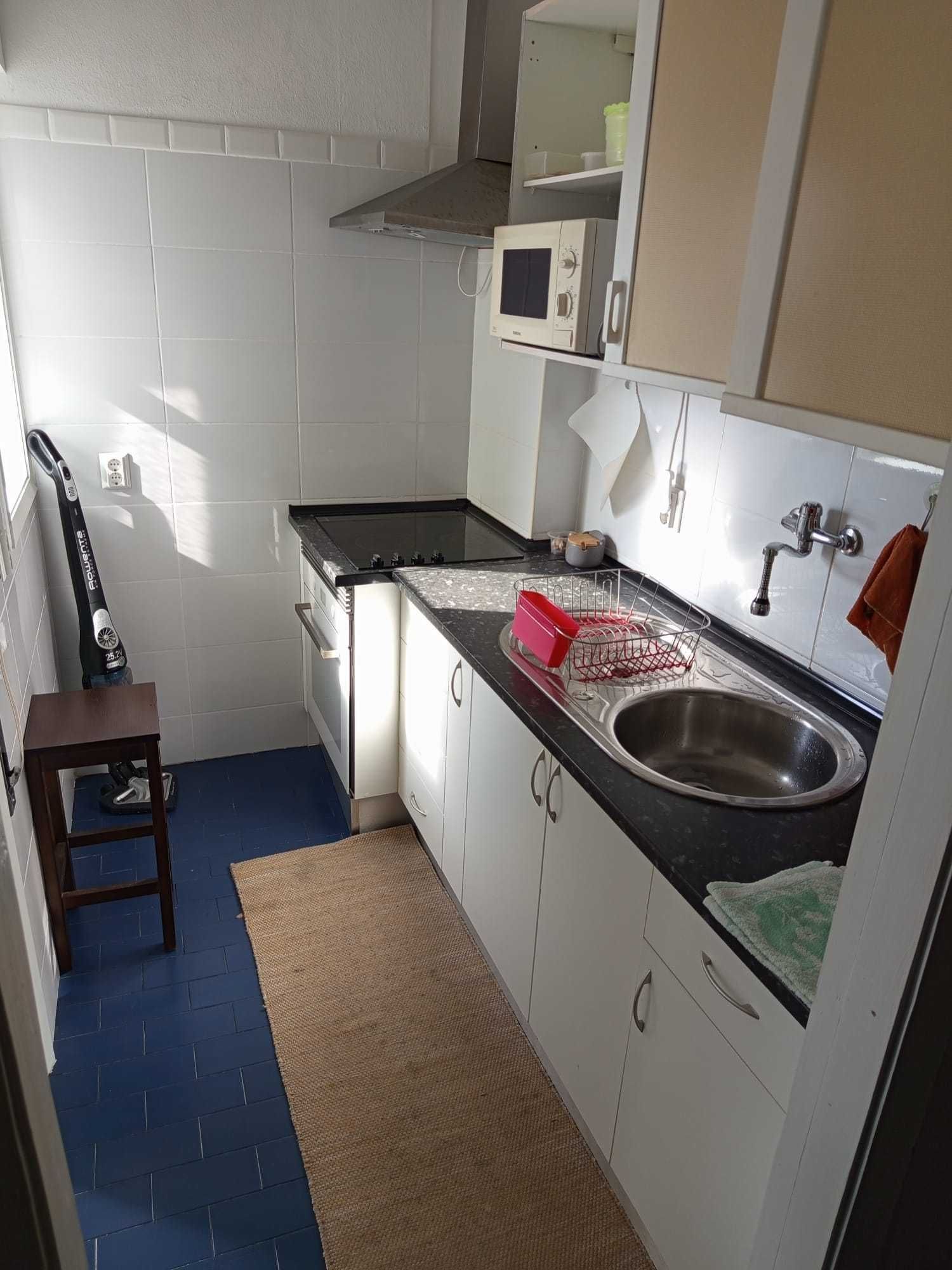 Quarto para menina estudante