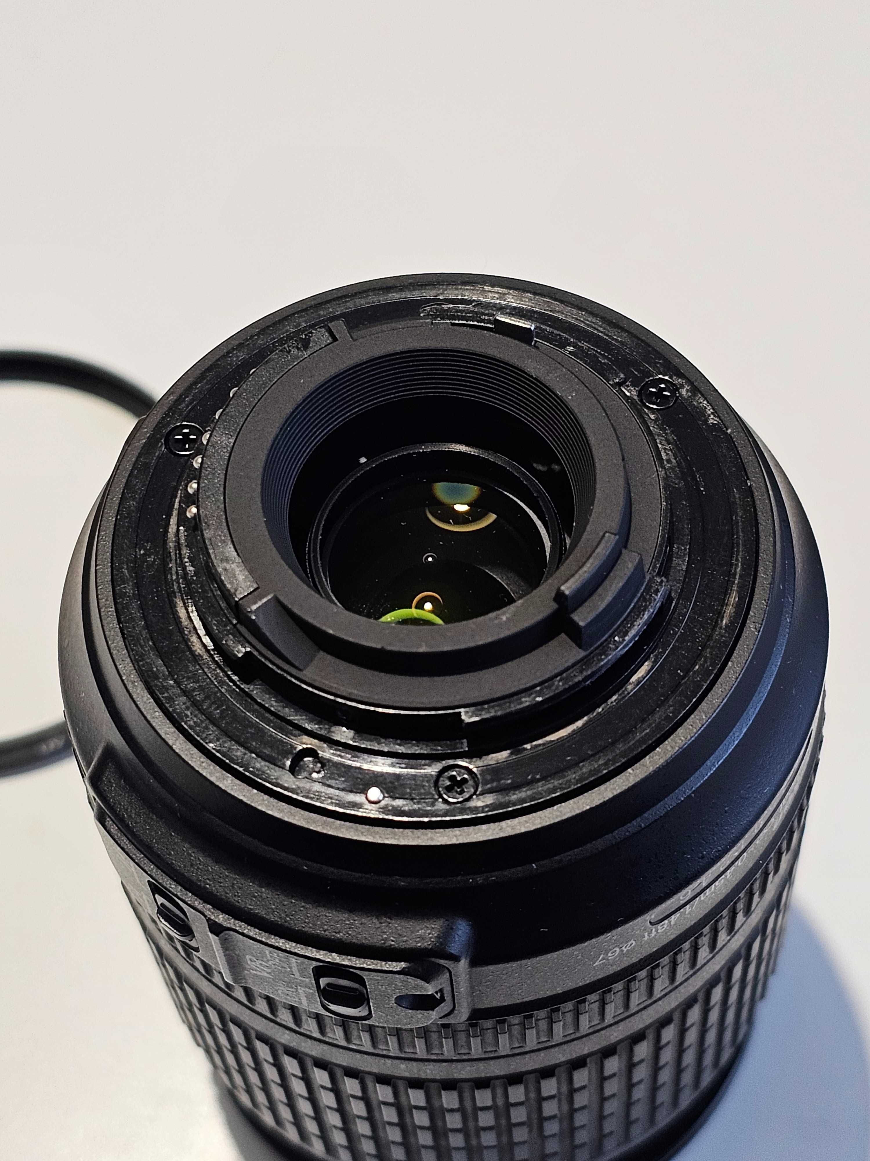 Obiektyw NIKON 18-105 VR