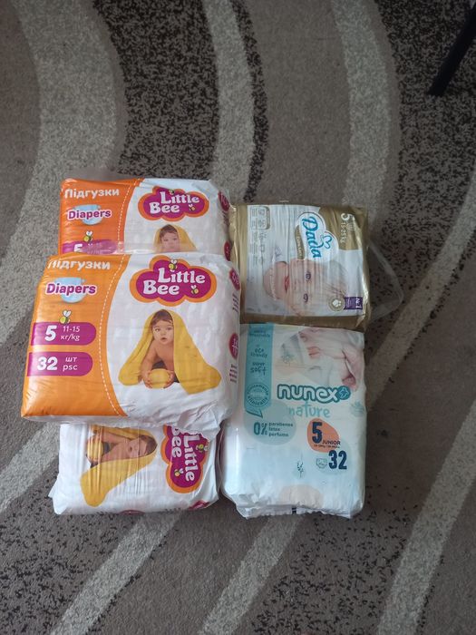 Продам памперси 5 р.
