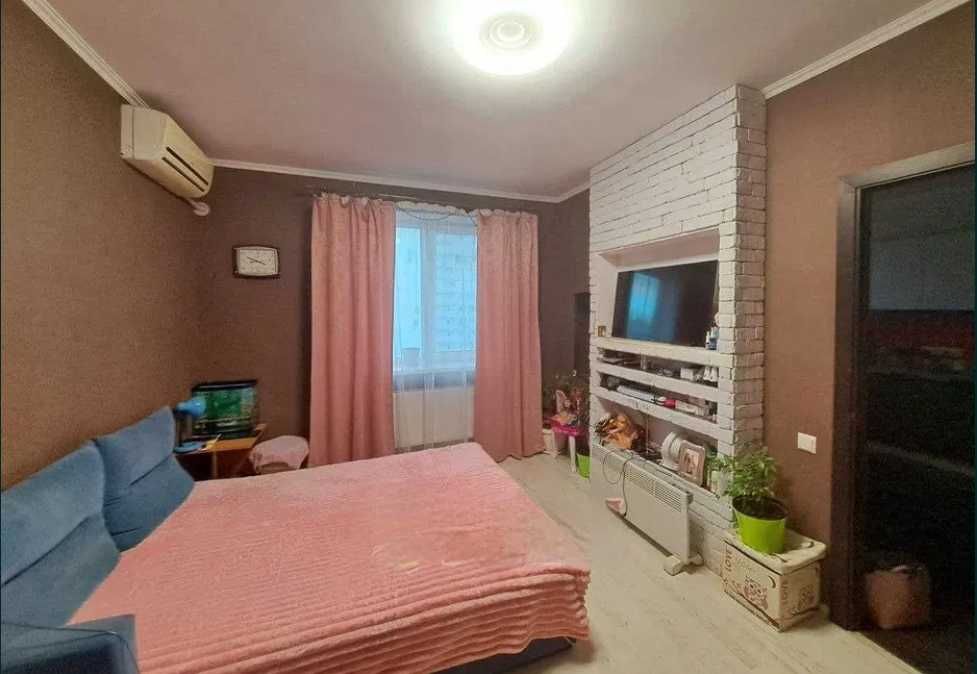 Продам! Срочно! 2- ком. с ремонтом на пос.Котовского
