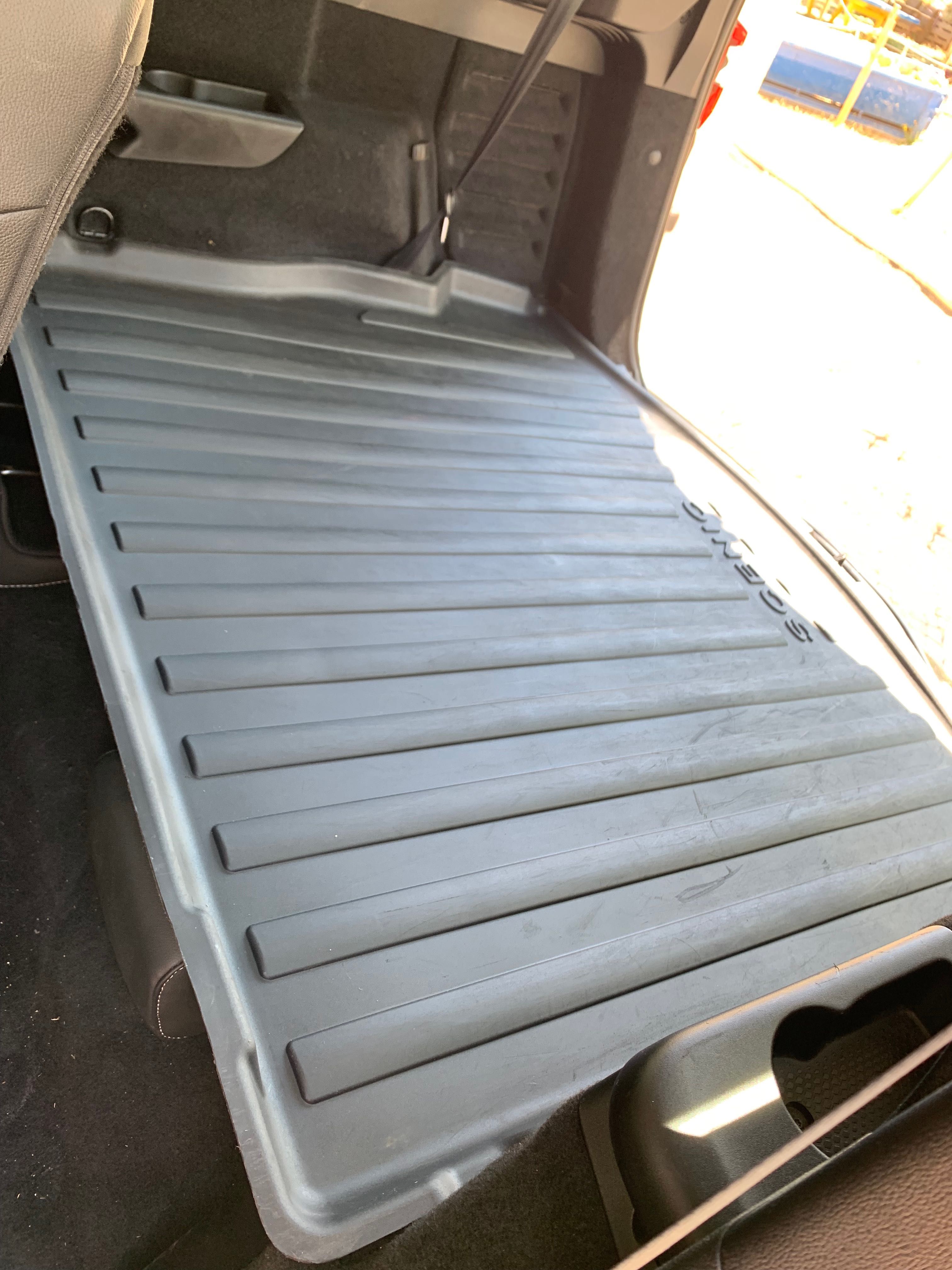 Tapete / Proteção para o porta-malas do Renault Grand Scenic