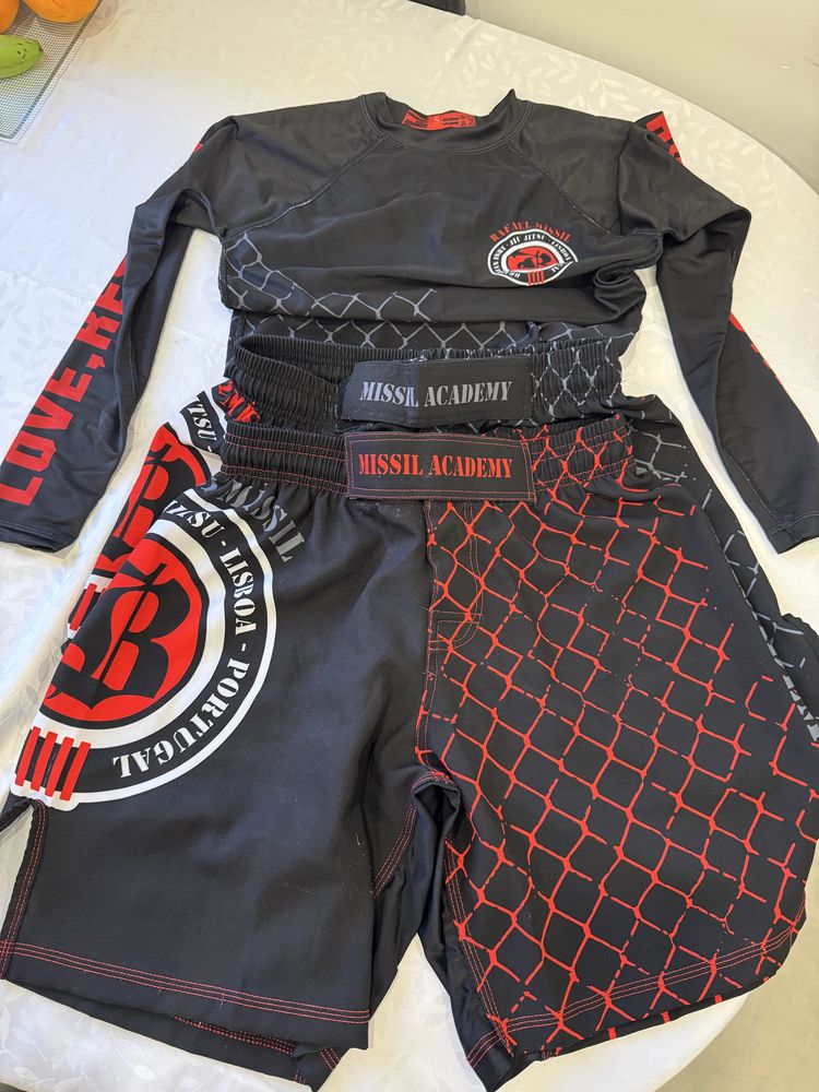 Roupa de  Jui Jitsu  tamanho s