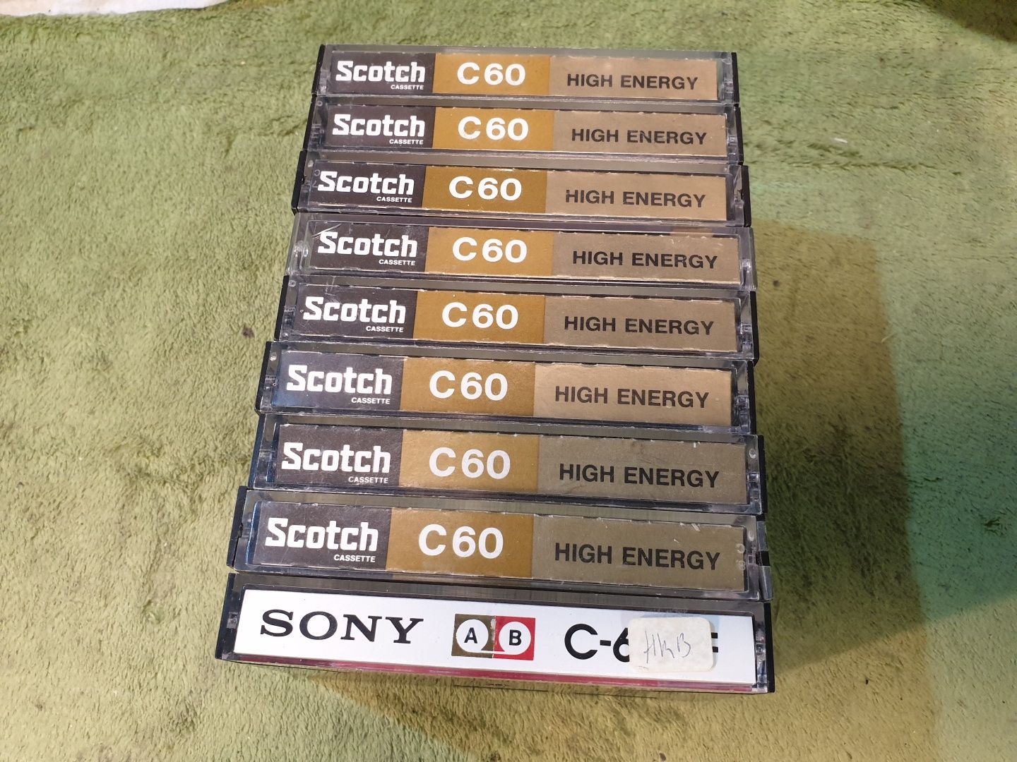 Scotch C60 8 szt. + Sony C60 HF 1 szt.