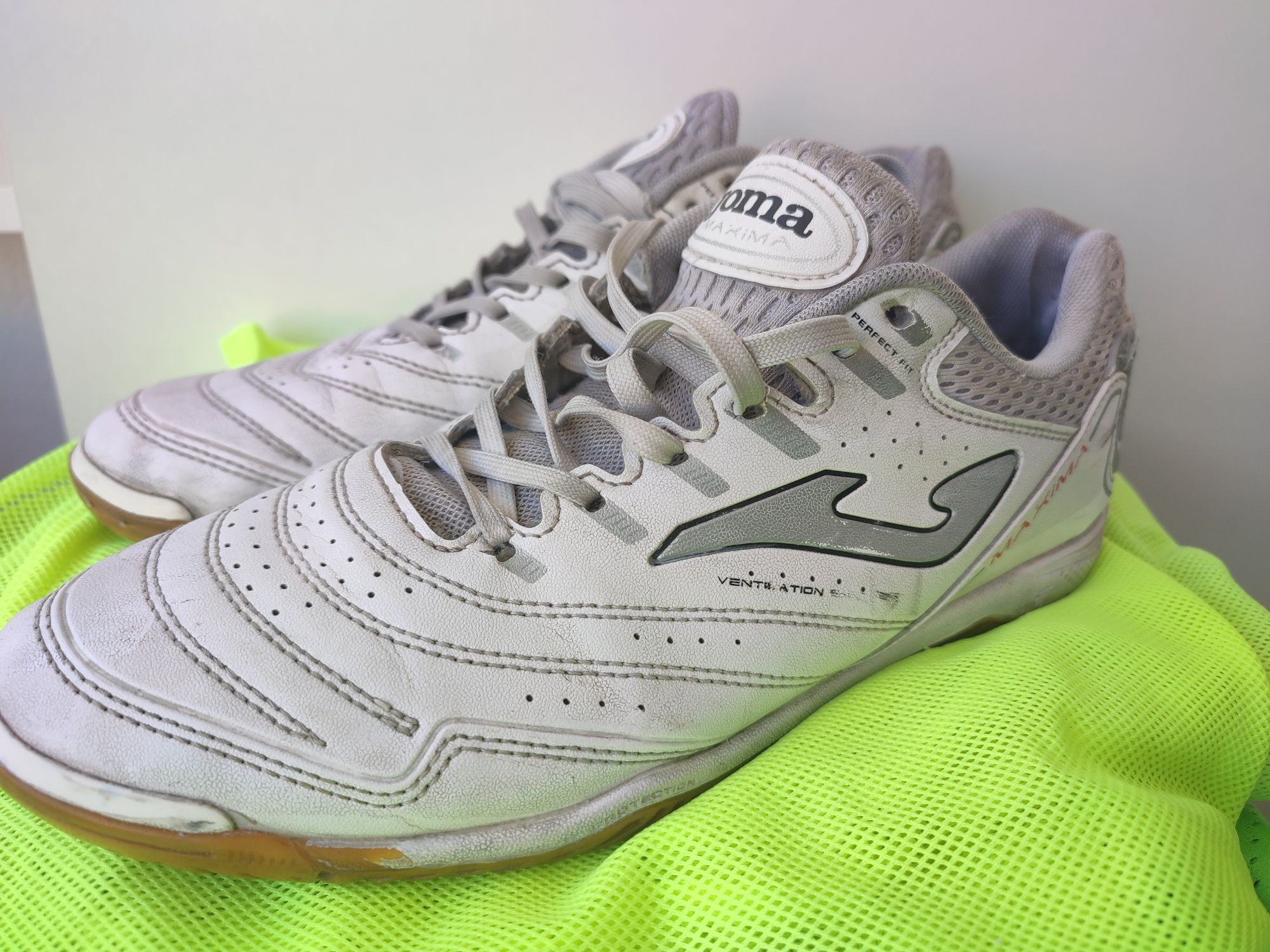Halówki buty sportowe Joma