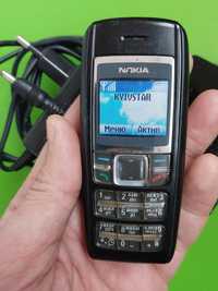 Nokia 1600 отличное рабочее состояние с батареей, зарядкой, чехлом