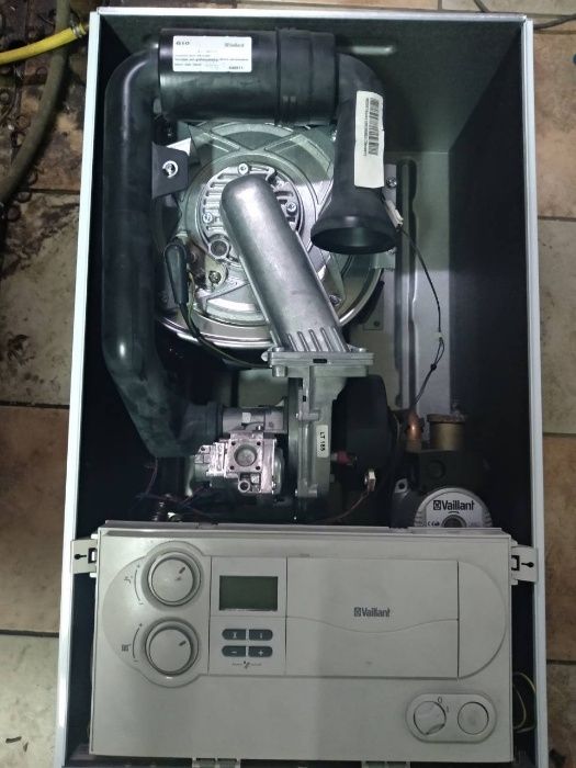 Газовый котел Vaillant котёл vaillant vailant котел вайлант т7 junkers